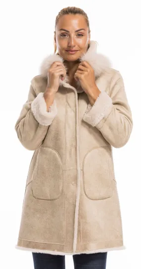 Dreiviertel-Wolle mit Kapuze Frau beige &quot;Fernanda&quot;