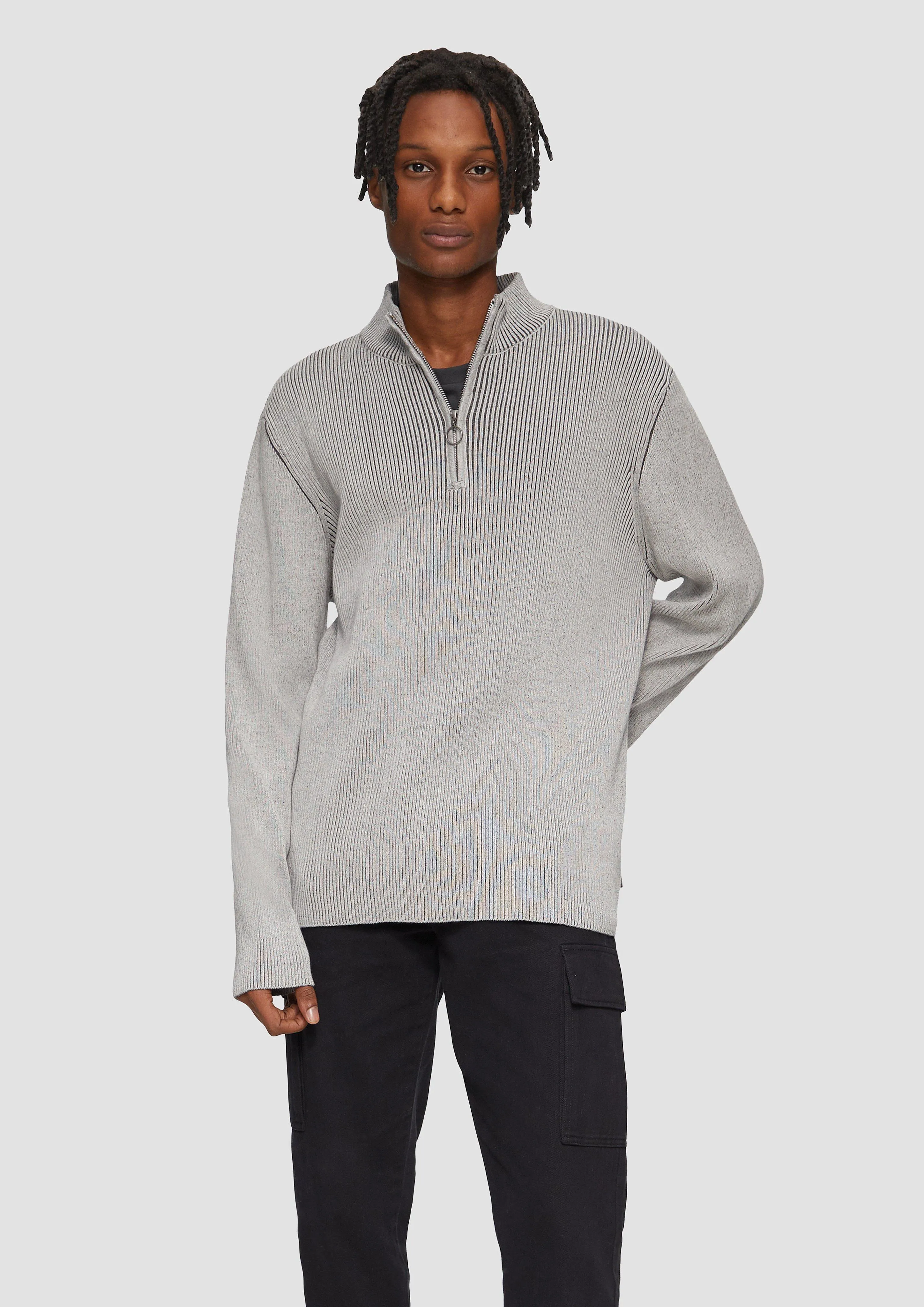 Strickpullover mit Reißverschluss und Rippstruktur